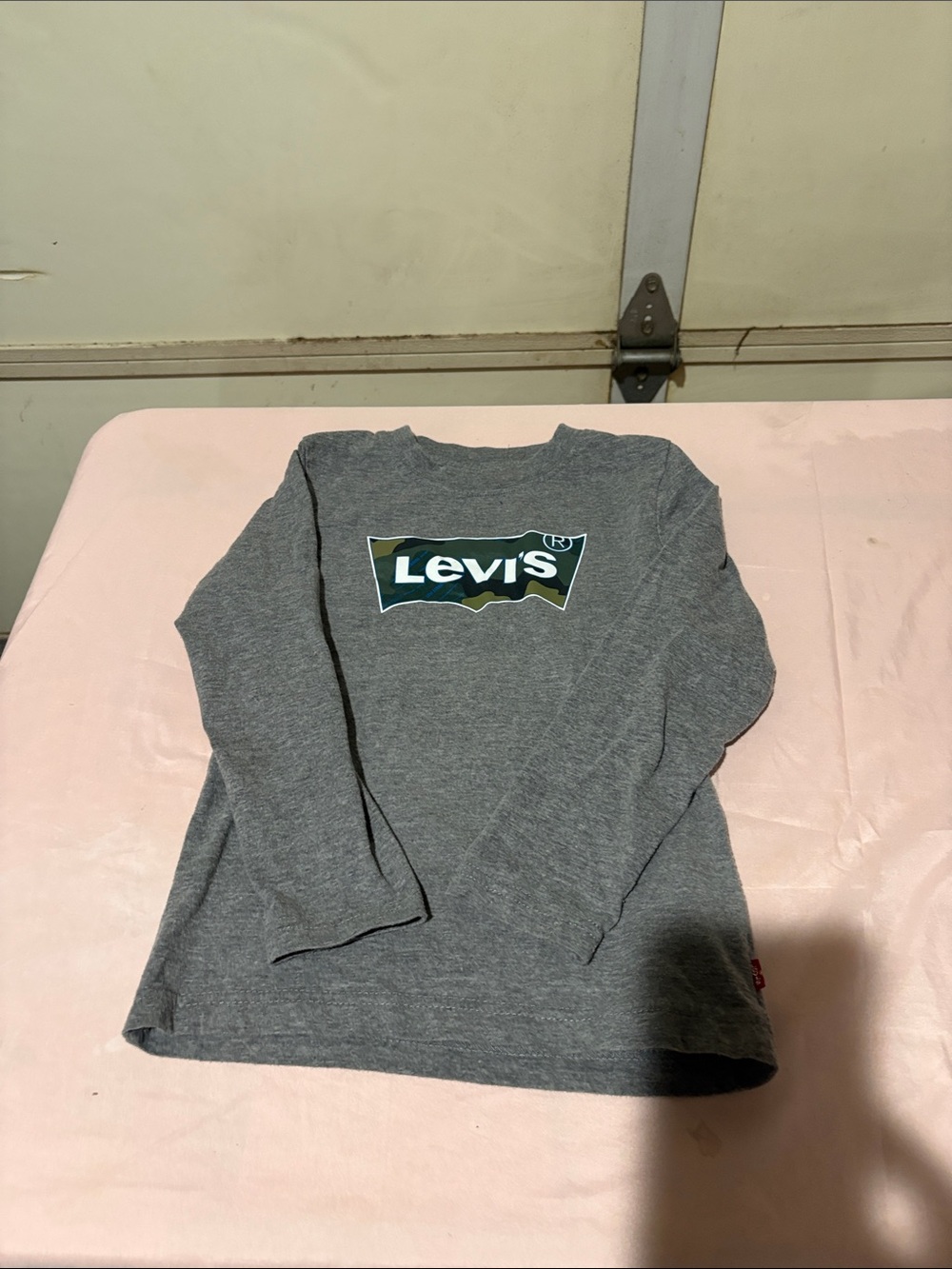 Levi’s long sleeve shirt size 5-6